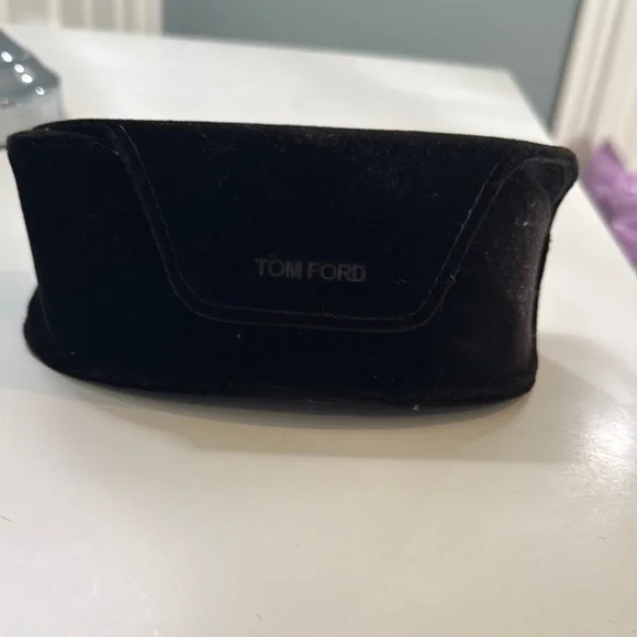 Tom Ford Jennifer Frames with case - Picture 5 of 6